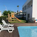Villa Dos Salgados - Beachfront, 6 Golf Courses, 6bdr *