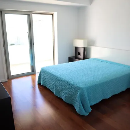 Dos Salgados - Beachfront, 6 Golf Courses, 6bdr Villa *