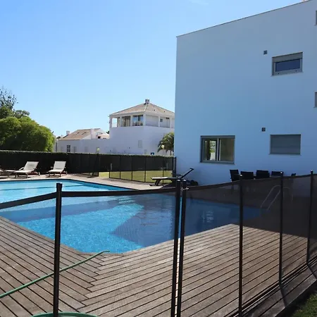 Dos Salgados, 5bdr, Front, Near Salgados Golf Club Villa *