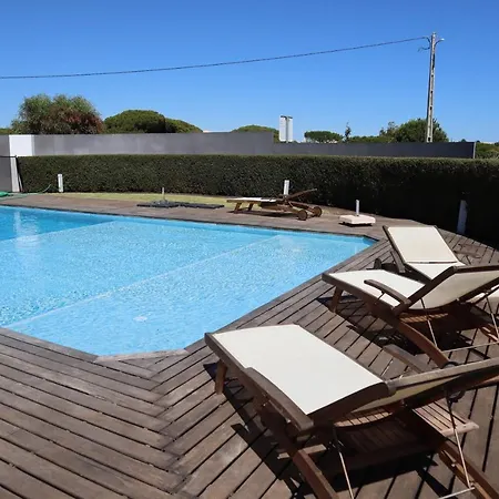 Dos Salgados - Beachfront, 6 Golf Courses, 6bdr Guia (Faro)