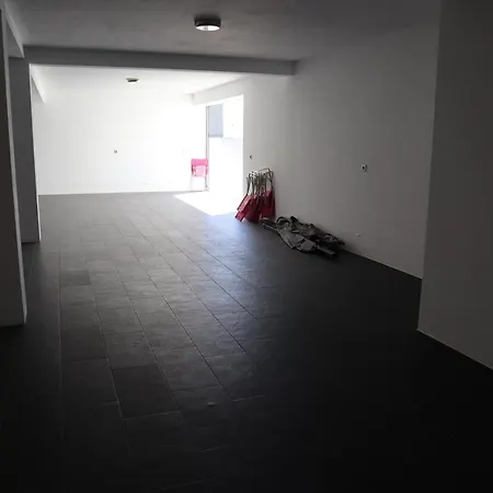 Villa Dos Salgados - Beachfront, 6 Golf Courses, 6bdr Guia (Faro)