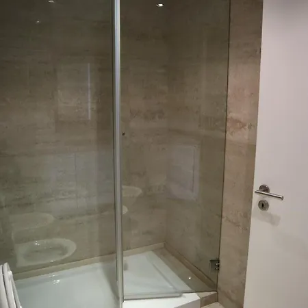 Dos Salgados, 5bdr, Front, Near Salgados Golf Club Villa