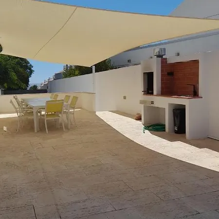 Dos Salgados, 5bdr, Front, Near Salgados Golf Club *