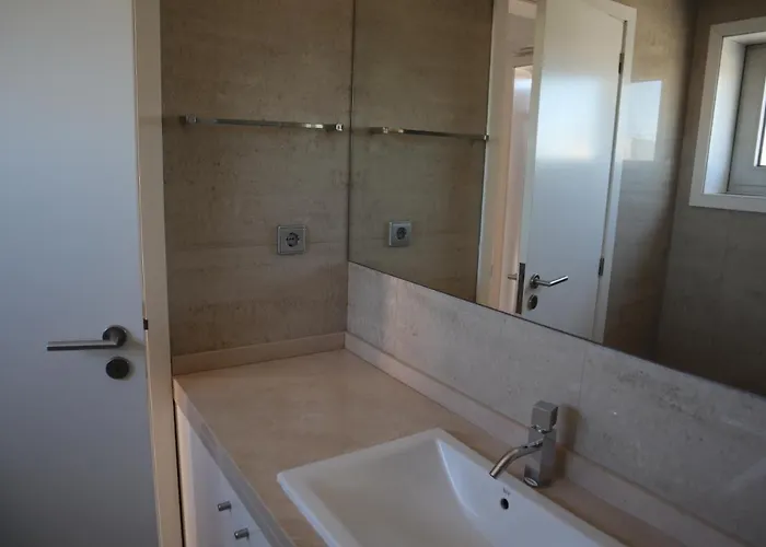 빌라 Dos Salgados - Beachfront, 6 Golf Courses, 6bdr