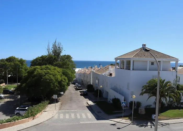 빌라 Dos Salgados - Beachfront, 6 Golf Courses, 6bdr