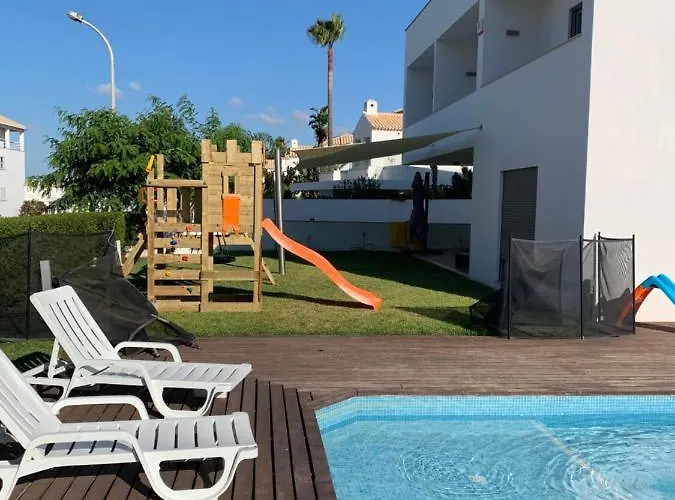 빌라 Dos Salgados - Beachfront, 6 Golf Courses, 6bdr *