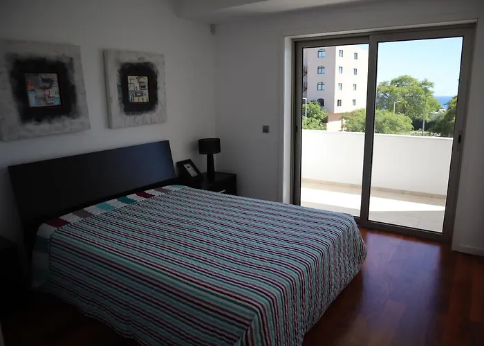 Dos Salgados - Beachfront, 6 Golf Courses, 6bdr 别墅 吉亚
